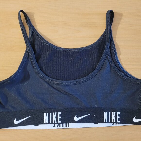 Nike Sports Bra Kids Cropped Tank Top Size M - Picture 2 of 4